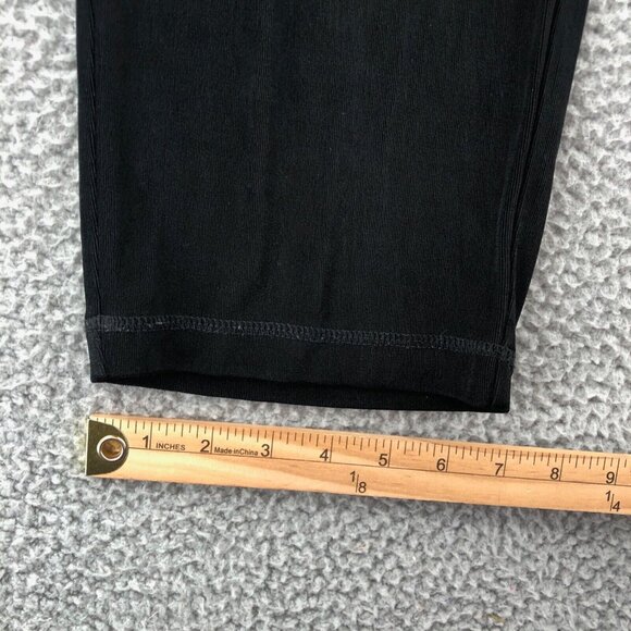 Chicos Pants Womens 1 US 8 Black Travelers Pull On Stretch Ankle Straight Leg - Picture 10 of 11